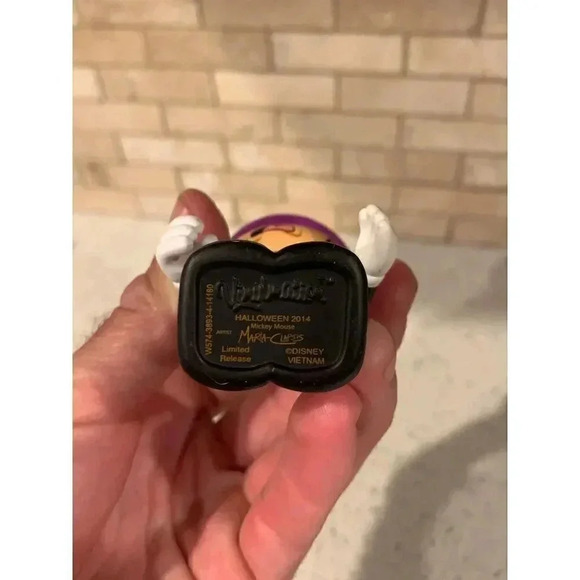 Disney 3" Vinylmation - 2014 Halloween Mickey matches Minnie - Picture 5 of 5